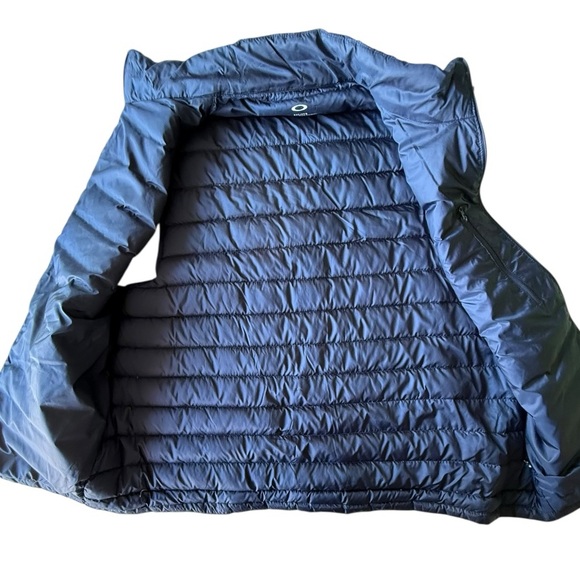 Oakley Icon Goose Down Puffer Vest, Men’s 2XL XXL - Picture 4 of 9
